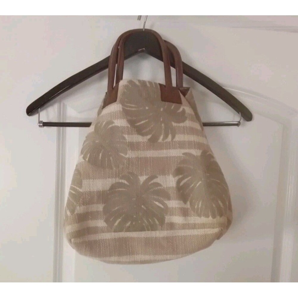 J. Jill ~ Very Pretty Embroidered Palms Bag ~ Sandstone With Tie Closure